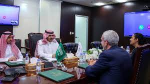 الوفد الوطني المفاوض يفرض شروطة من مصدر قوة ويطرد السفير السعودي من صالة المفاوضات بالعاصمة العمانية مسقط