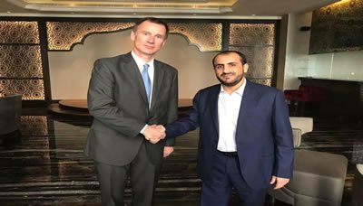 رئيس الوفد الوطني المفاوض يلتقي وزير خارجية بريطانيا ويناقش معه آخر المستجدات حول إتفاق السويد