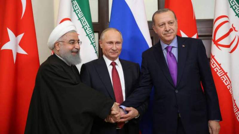 بيان القمة الثلاثية بين روسيا وإيران وتركيا يؤكد على الالتزام بوحدة سوريا وسيادتها وحل النزاع بالطرق السلمية