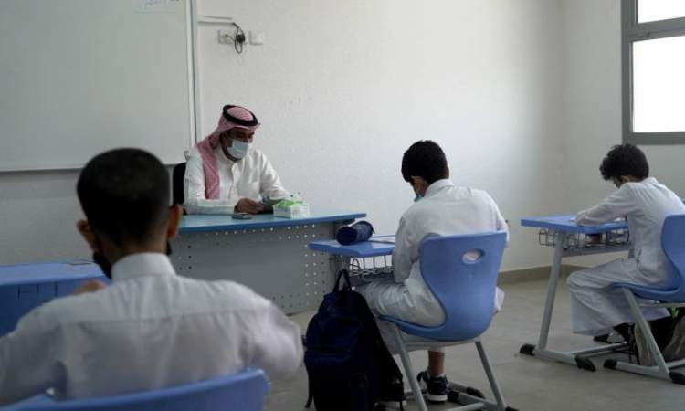 من اجل إسرائيل النظام السعودي يروج لقران جديد حسب الطلب يحذف مايشاء منه ويضيف مايشاء فهل ترضى إسرائيل عن النظام السعودي