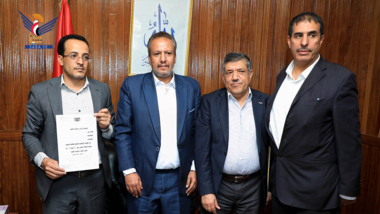وزير المالية في صنعاء يكسر الصمت .. ويوقع على هذا الأمر الهام