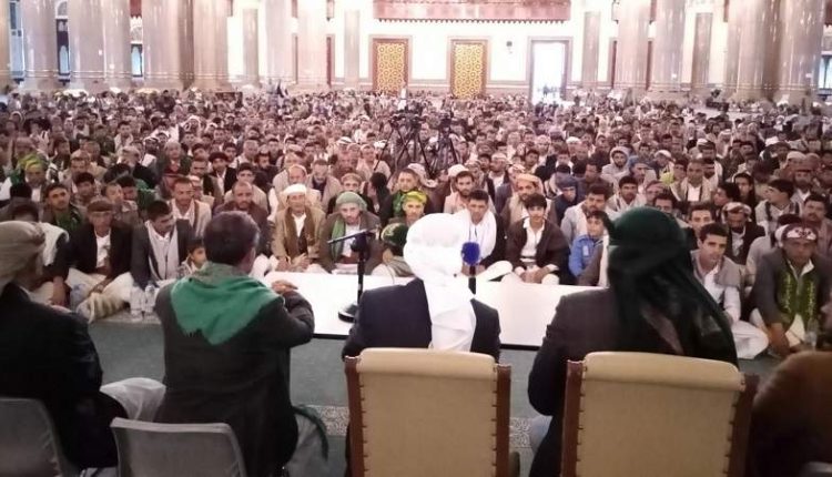 بخصوص التغييرات الجذرية وإقالة الحكومة هذا ماحدث صباح اليوم بالعاصمة صنعاء