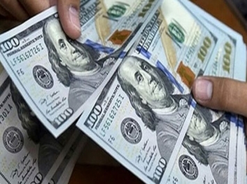 الان من المصدر : انهيار مخيف للريال اليمني مقابل الدولار والسعودي في صنعاء و عدن...