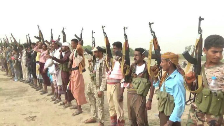قبائل مديرية المغلاف بالحديدة ترعب قوات تحالف العدوان بهذه المشاهد