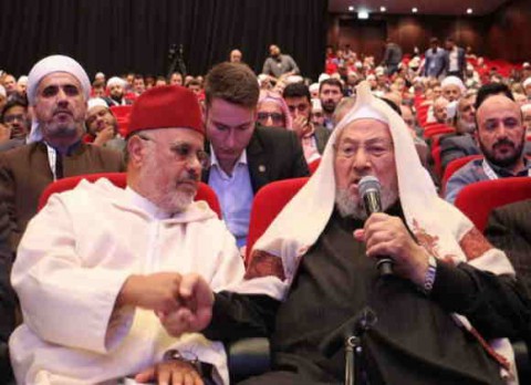 عطوان : قتل المدنيين في العالم وأولهم الإسرائيليون عملية إرهابية”.. تصريحات صادمة للإعلامي المصري إبراهيم عيسى.. نشطاء يؤكدون أنه لم يبق إلا طريقان: إما مقاوم وإما صهـيوني.. فتوى القرضاوي وطنطاوي عن استهداف المدنيين الإسرائيليين حاضرة