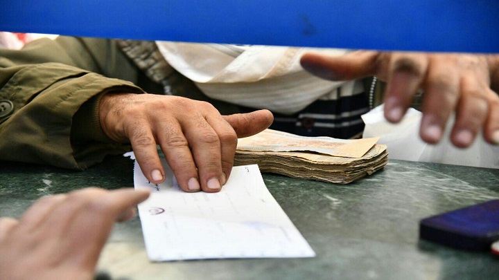هام  : هيئة الزكاة تستكمل صرف مبالغ مالية للحالات المستحقة بمديرية الصافية