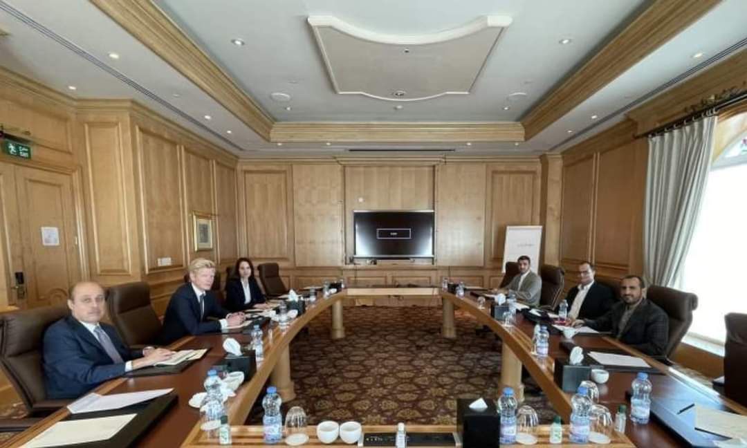 ورد الان .. محمد عبدالسلام مع المبعوث الأممي يزف بشرى ساره بخصوص مرتبات موظفي الدوله  ..