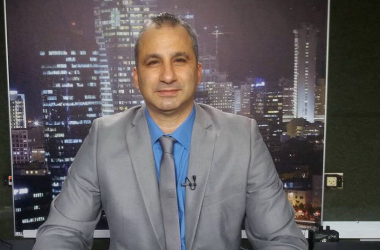 صفحي إسرائيلي يفجر قنبلة من العيار الثقيل ويكشف أن هناك إثنين من الحكام العرب من أصول يهودية 