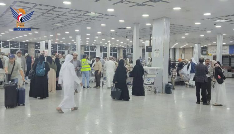 قبل قليل هؤلاء من تم وصولهم مطار صنعاء الدولي وسيتم وصول الفوج الآخر خلال الساعات القليلة القادمة