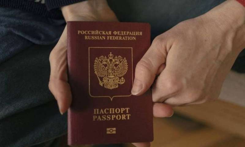 صدمة غير متوقعة لشابة روسية إكتشفت زواجها من رجل مصري دون علمها كيف حدث ذلك؟؟