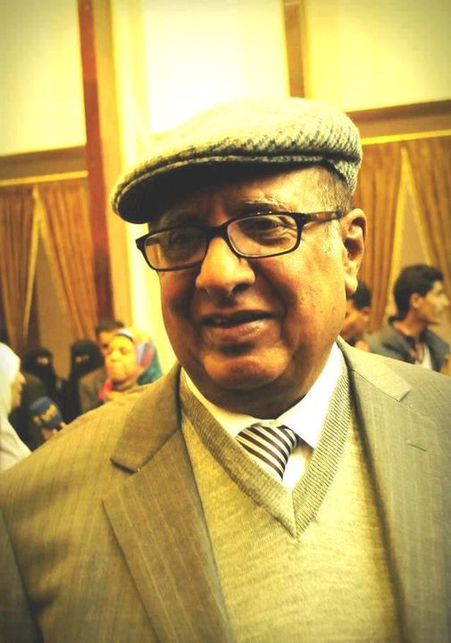 هام.. اليمن تخسر أحد عظماءها والحزن يخيم أرجاء المعمورة بعد سماعها خبر رحيله (التفاصيل)