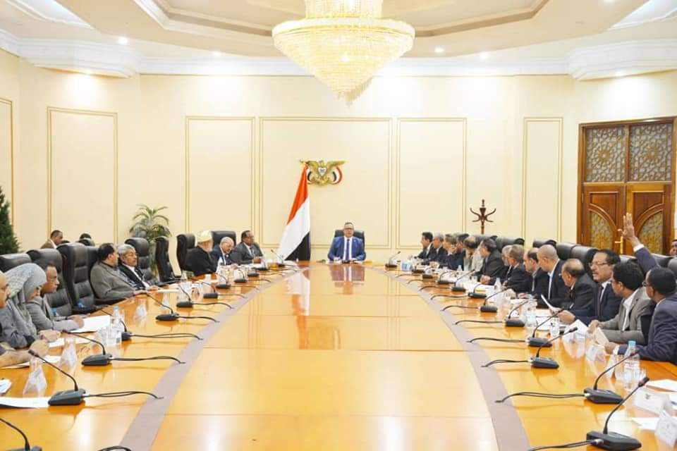 هام .. مجلس الوزراء يبارك قراري المصالحة الوطنية والحل السياسي ودمج جهازي الأمن السياسي والقومي