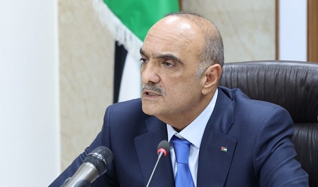 في جلسة للبرلمان رئيس وزراء هذه الدولة العربية يفاجئ الجميع بموقف غير متوقع ويعلن الحرب على إسرائيل ويحذر الكيان الصهيوني من تجاوز هذا الخط الاحمر