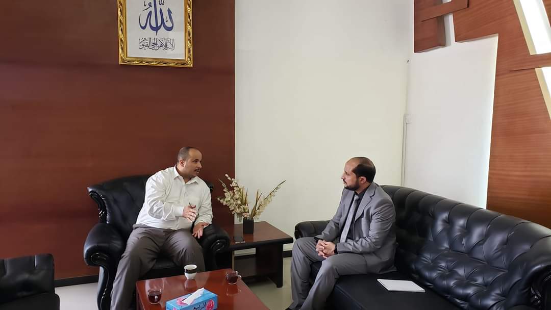 صنعاء : مناقشة آليات توفير المشتقات النفطية للمصانع والمنشآت الإنتاجية والاقتصادية