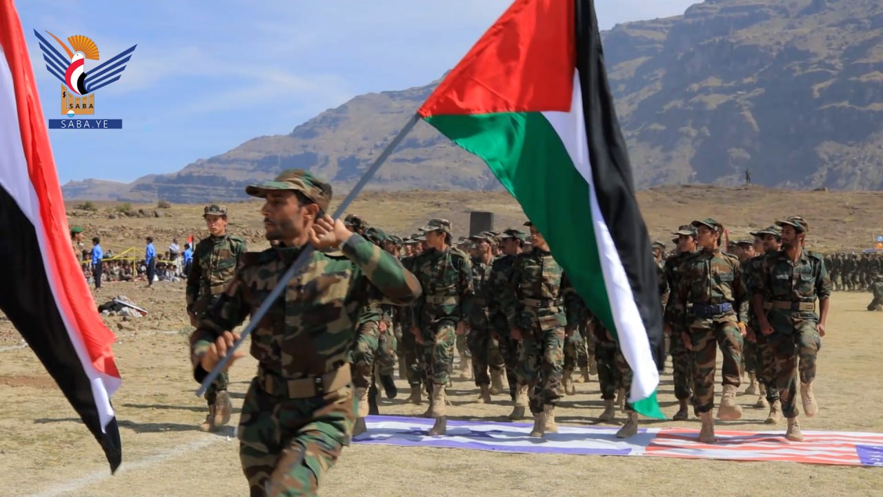 شاهد.. قناة المسيرة الفضائية تعرض مشاهد للقوات العسكرية بإسم طوفان الاقصى