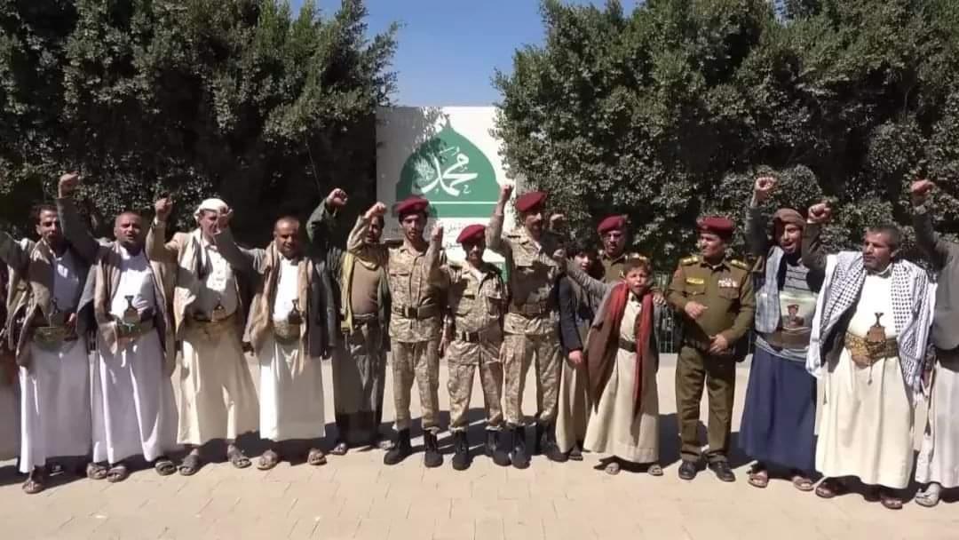 قيادات وضباط وجنود اهم لوائين عسكرية التابعه لدفاع هادي تعلن انشقاقها من التحالف وانضمامها الى صنعاء ...    .. صور واسماء