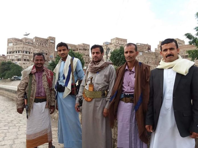 شاهد بالصور الإنشقاقات مستمرة في صفوف العدوان وانشقاق جديد من العيار الثقيل لقيادات وصلت صنعاء