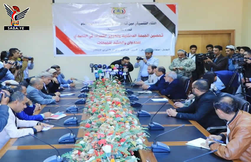 تفاصيل كامله : لقاء تنسيقي بين أنصار الله وحزب المؤتمر الشعبي يؤكد الوقوف صفا واحدا في مواجهة العدوان ..