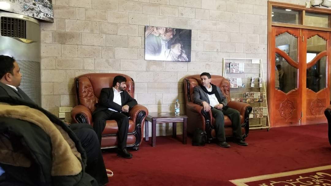 وفد صنعاء يتوجه إلى جنيف للمشاركة في المفاوضات ..