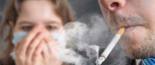 كيف يقتل فيروس كورونا المدخن أسرع من غير المدخن ...