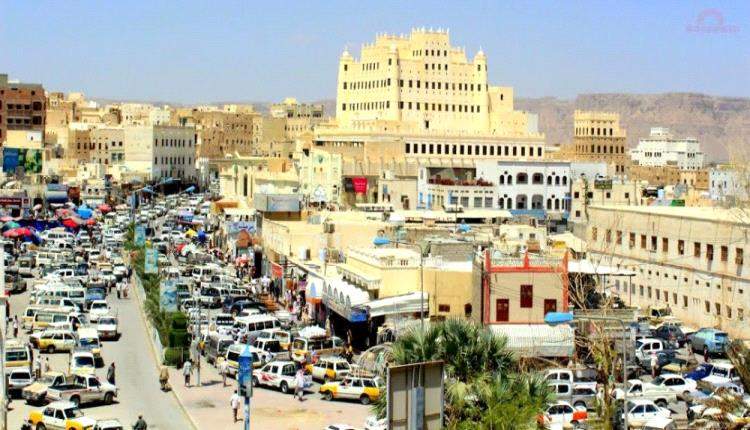 رصد هذا المبلغ مكافأة مالية لمن يقدم معلومات تسهم في القبض على الجندي الذي أطلق النار على ضباط وجنود الاحتلال السعودي في سيئون