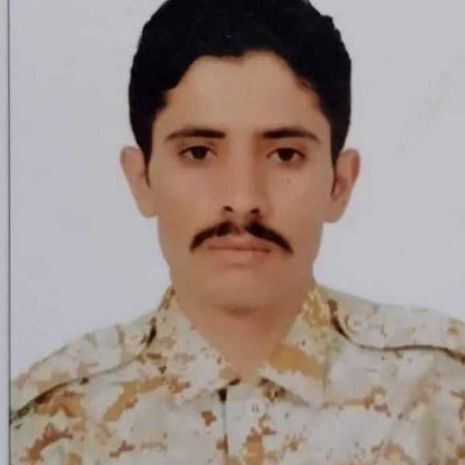 بالفيديو... معلومات تؤكد بأن الجندي محمد العروسي تعدى مرحلة الخطر ووصولة إلى هذه المنطقة الآمنة التابعة لسلطة صنعاء