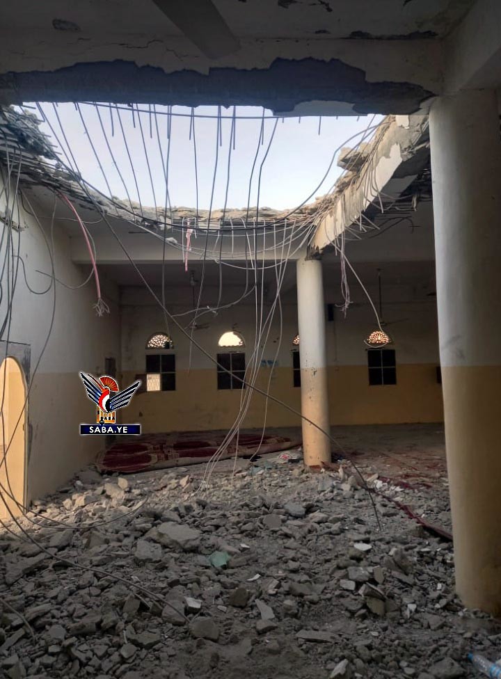 ورد الآن: طيران العدوان السعودي الاماراتي يستهدف مسجد وسيارتين وهذاء كانت النتائج المؤسفه  ...
