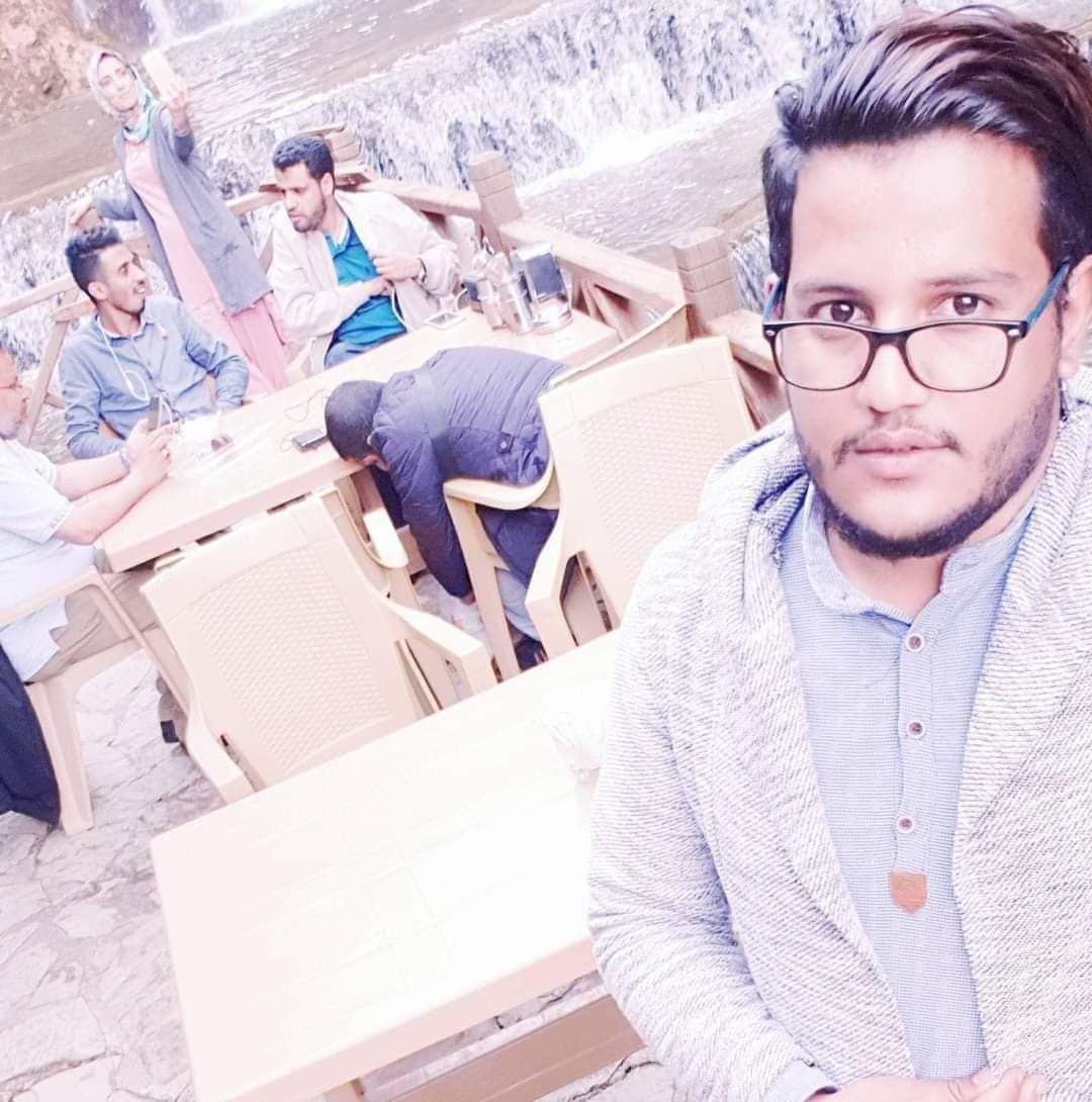 شاهد بالصور .. وفاة العليمي بعد 5 أيام تحت الأنقاض