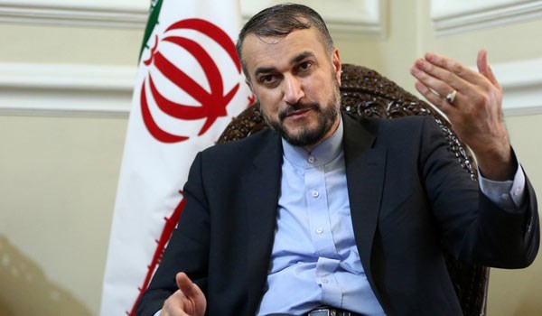المساعد الخاص لرئيس البرلمان الإيراني يكشف موقف بلاده من الحرب في اليمن