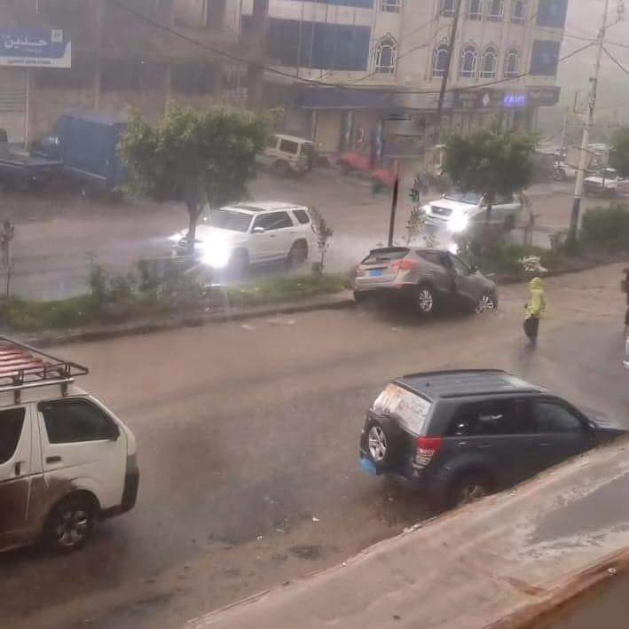 الفلكي عياش يتوقع حالة جديدة في الطقس وأمطار واردة مع أيام معلم الخامس ..