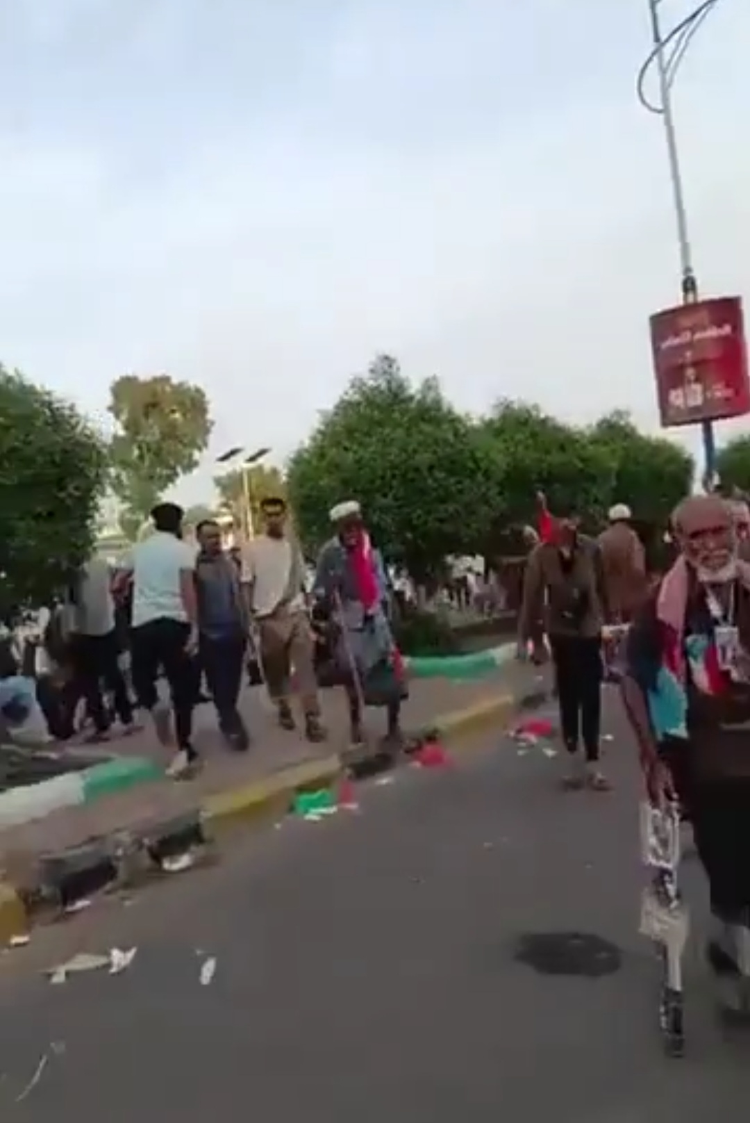 قمع متظاهرين بالرصاص وسط العاصمة ..