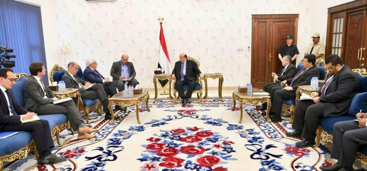 المبعوث الأممي يلتقي الفار هادي وهذا ما دار خلال اللقاء بين مارتن والخائن