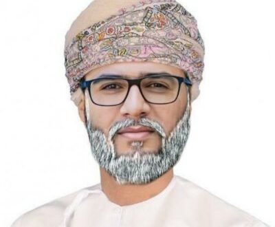 اعلامي وسياسي خليجي بارز يدعو حكام العرب إلى مراجعة انفسهم وسرعة تقديم الإعتذار لليمن على الحرب التي تعرض لها طيلة تسع سنوات
