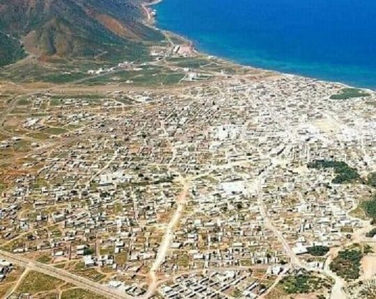 هزة قوية تصيب هذه المحافظة اليمنية مع توقعات بتكرار الهزات خلال الأيام القادمة ..