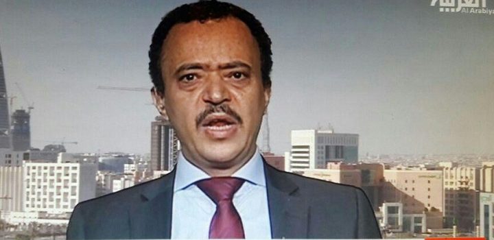 مسؤول في حكومة فنادق الرياض وعلى قناة العربية التابعة للعدو يحرض على قتل المزيد من أطفال اليمن