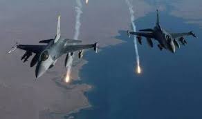 طيران تحالف العدوان الأمريكي البريطاني يشن عدوان جديد على اليمن ويستهدف بغارات عنيفة هذه الأماكن
