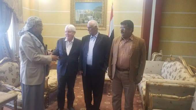 صور  للمبعوث الأممي في اليمن مع أكبر مشائخ مأرب  بالعاصمة صنعاء