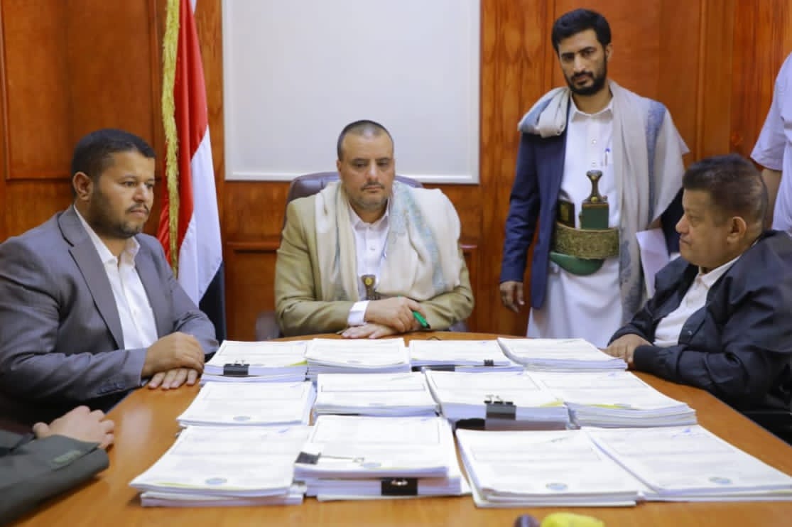 القائم بأعمال وزير الاقتصاد يعتمد 102 مواصفة قياسية جديدة ومحدثة في هيئة المواصفات