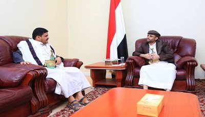 بالصورة... الرئيس المشير مهدي المشاط يلتقي بن سلمان بالعاصمة صنعاء