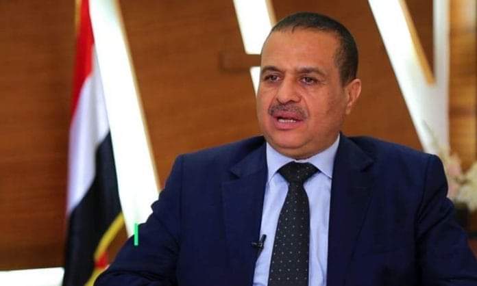 وزير النقل : هبوط طائرة اليمنية في مطار صنعاء ليلاً يؤكد جهوزيته التشغيلية والفنية ..