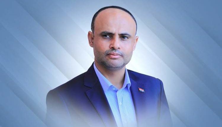 فخامة الرئيس مهدي المشاط يعزي في رحيل هذه الهامة الوطنية