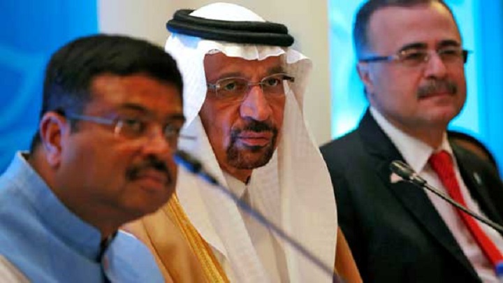 قلق سعودي إماراتي من تقلبات سوق النفط