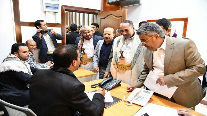 هذاء ما قام به مدير مكتب رئاسة الجمهورية مع الشيخ أبو نشطان ..