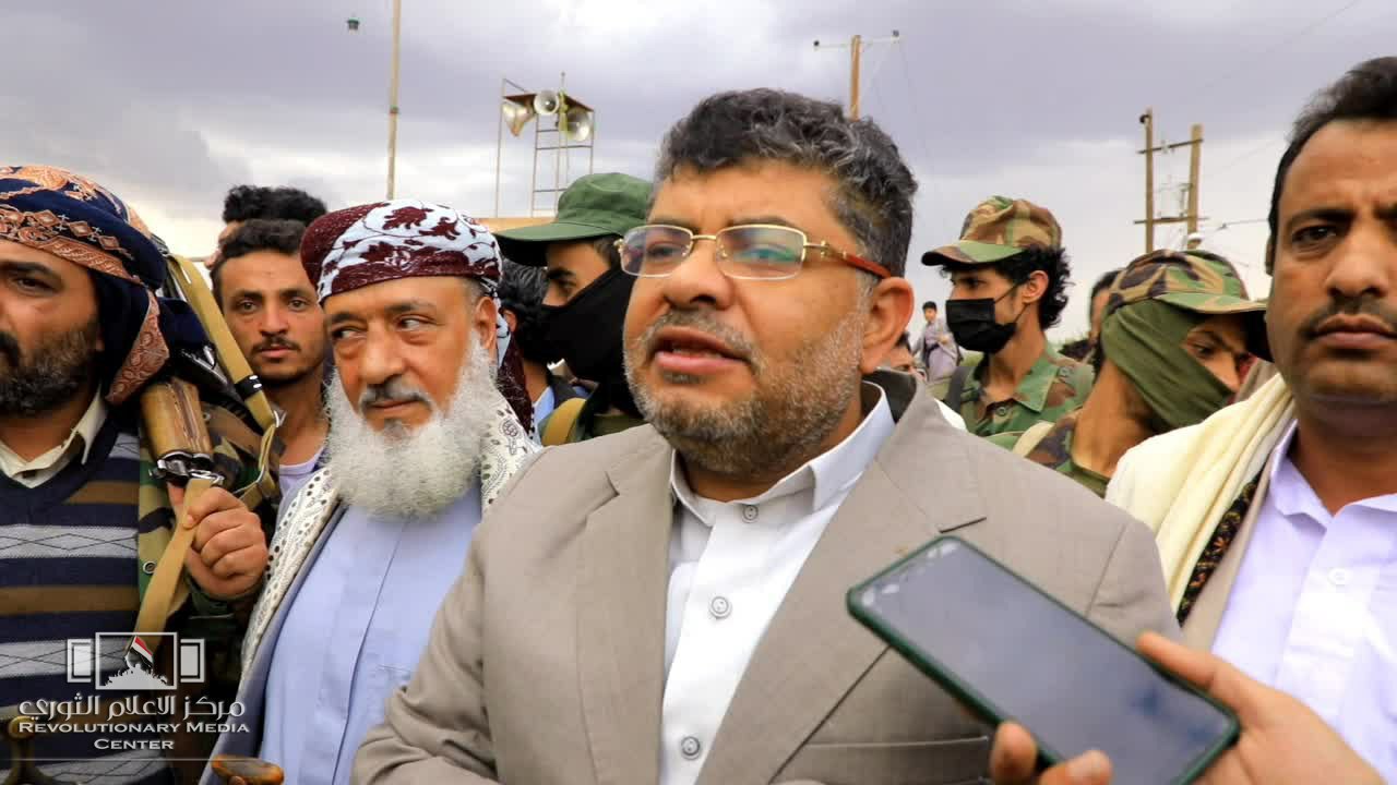 الحوثي يشرف على صلح بقضية قتل بين آل الملكي وآل الحبيشي