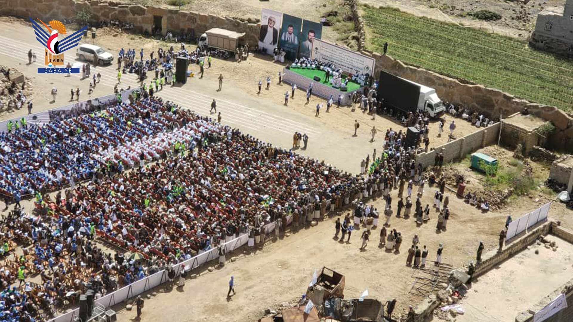عضو المجلس السياسي الأعلى ورئيس الحكومة يشاركان في حفل اختتام الدورة الصيفية لمركز أبو نشطان في أرحب