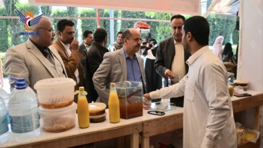 نائب وزير الإقتصاد والصناعة والإستثمار يفتتح معرض كرنفال زينة الحياة بصنعاء