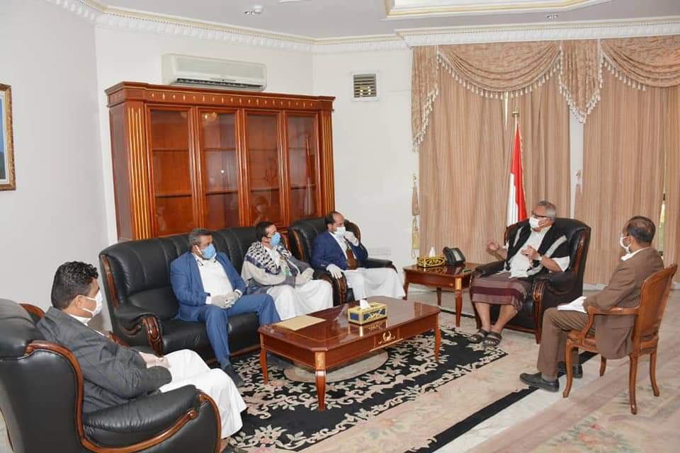 دولة رئيس الوزراء يلتقي المدير العام التنفيذي لشركة النفط اليمنية