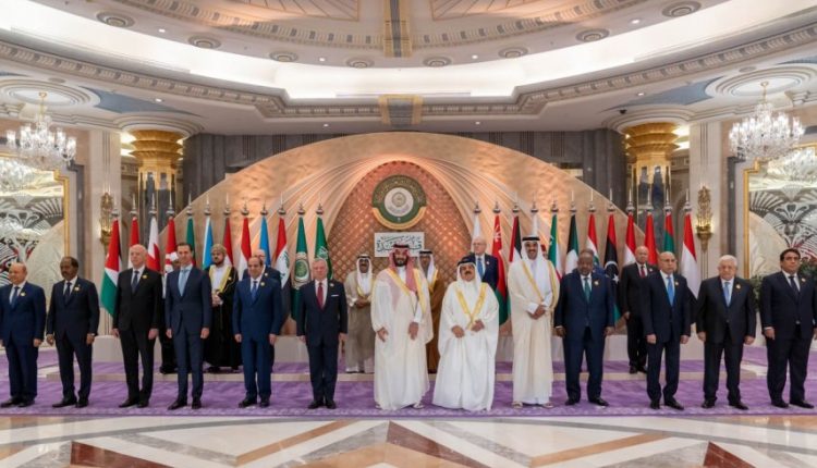 صنعاء تحدد موقفها من قمة جده السعودية وتعتبر هذا الأمر إساءة مباشره لكبرياء الشعب اليمني وإنقلاب واضح على جهود السلام في اليمن