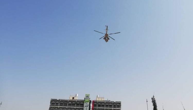 شاهد بالفيديو .. قبل قليل طائرات عسكرية تجوب سماء العاصمة صنعاء والمواطنين يتساءلون ماذا يحدث هل تم إختراق الهدنة تعرف على تفاصيل الحدث الحقيقي المفاجئ