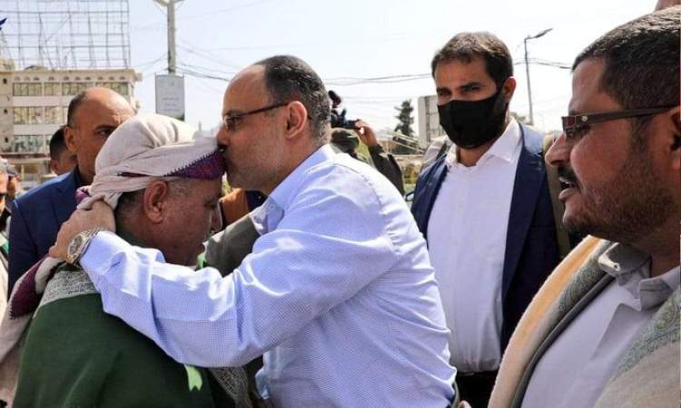 صورة تم التقاطها أغاضت تحالف العدوان ومرتزقته للرئيس المشاط ورئيس البرلمان يحيي الراعي